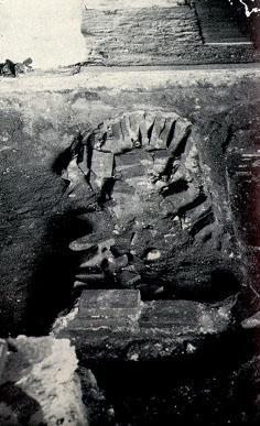 Dracula's Empty Grave - Awesome...