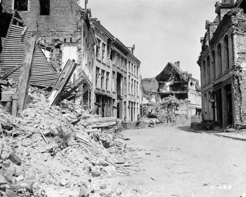Ypres - Street Scene July 1916