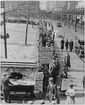 Standing in Bread Lines - Great Depression