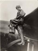 Amelia Earhart - Pioneering Aviator