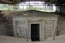 Vergina - Gravesite of Macedonian Royalty