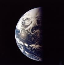 Apollo 13 - Earth from Space